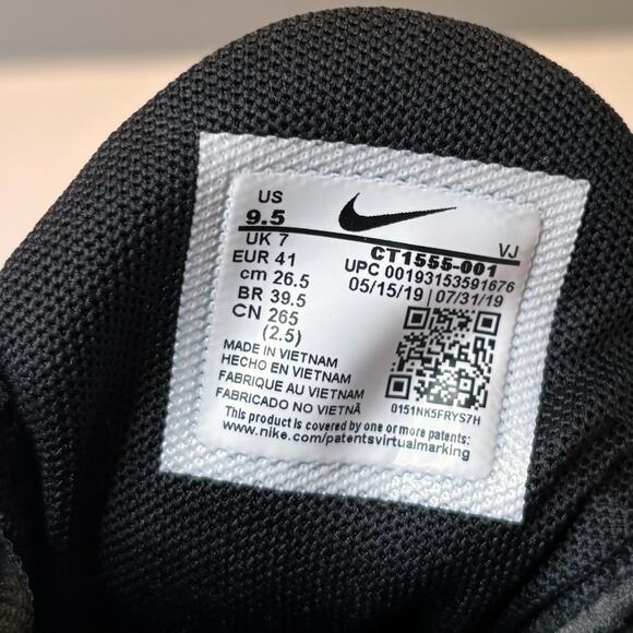 Nike Air Max Plus Women's Snakeskin Sneakers Model CT1555-001 US Size 9.5 - Picture 12 of 12